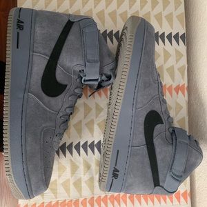 Nike Air Force 1 - Suede - Size 15
